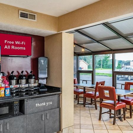 Red Roof Inn Columbus - Taylorsville Eksteriør billede